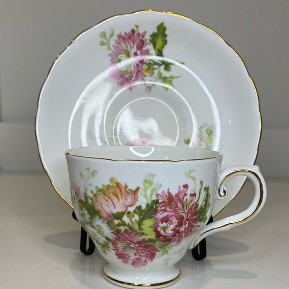 Vtg Tuscan Fine Bone China Teacup and Saucer with Pink Mums - Picture 2 of 10